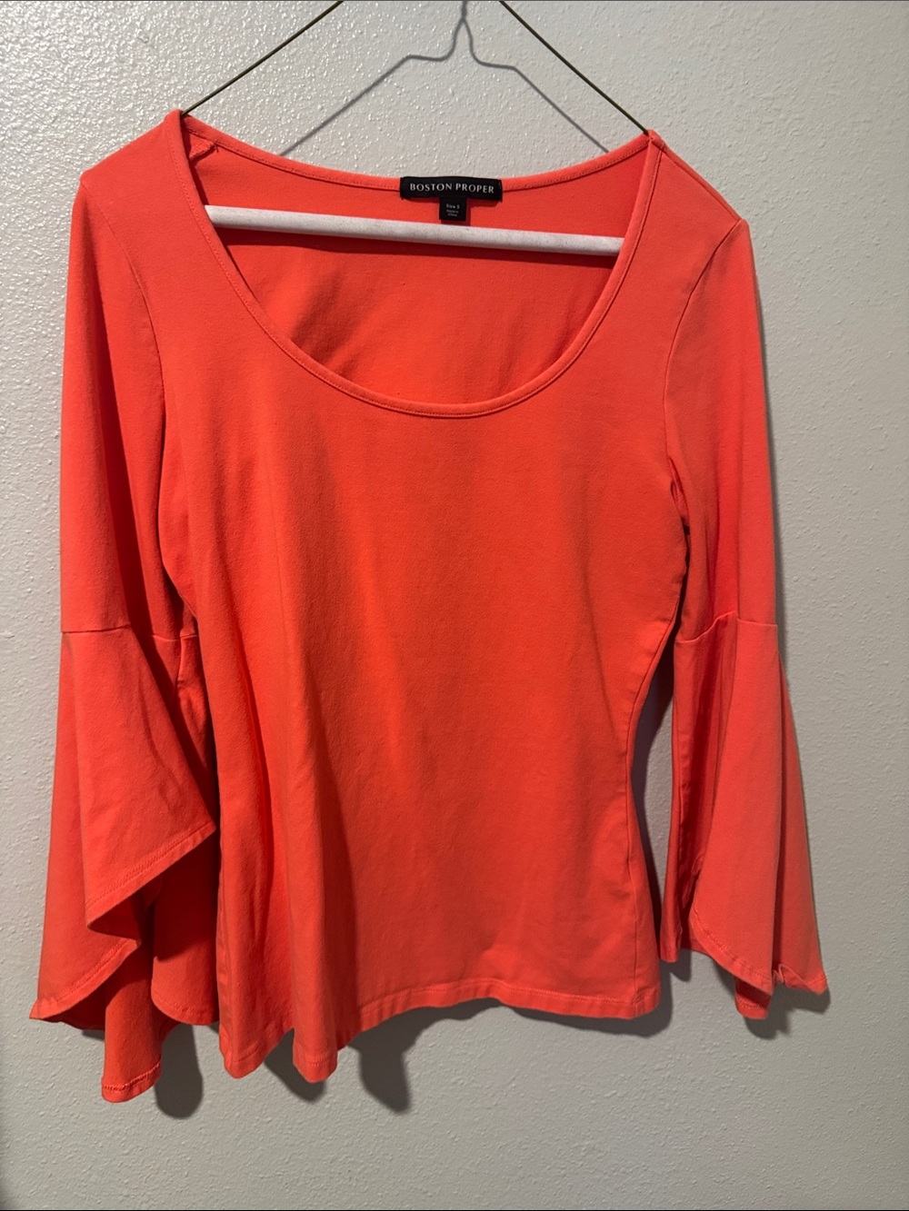 Boston Proper Coral Bell Sleeve Scoop Neck Top